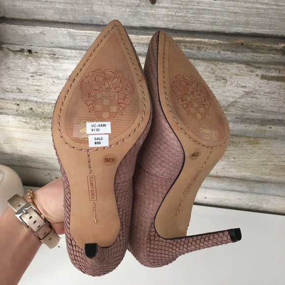 BNWT Vince Camuto Heels - Picture 4 of 4